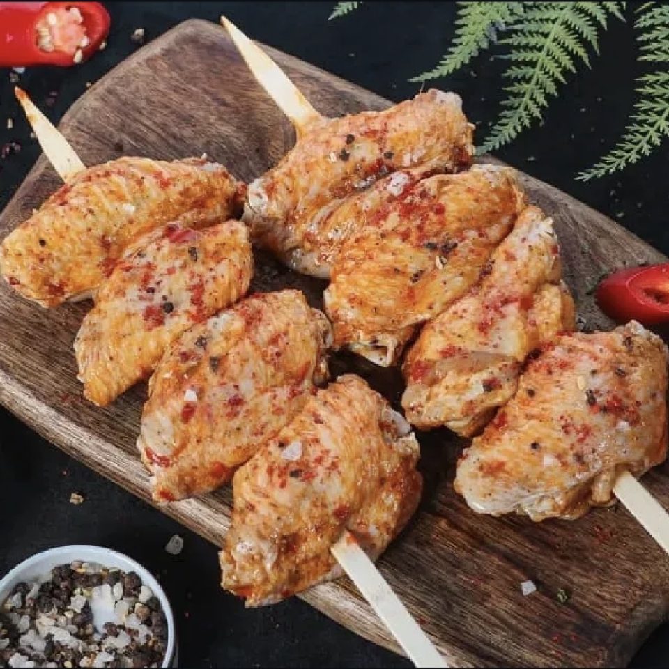 اجنحة دجاج نيء - سيخ واحد